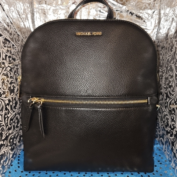 Michael Kors Dallas slim backpack purse NWT - Picture 2 of 5